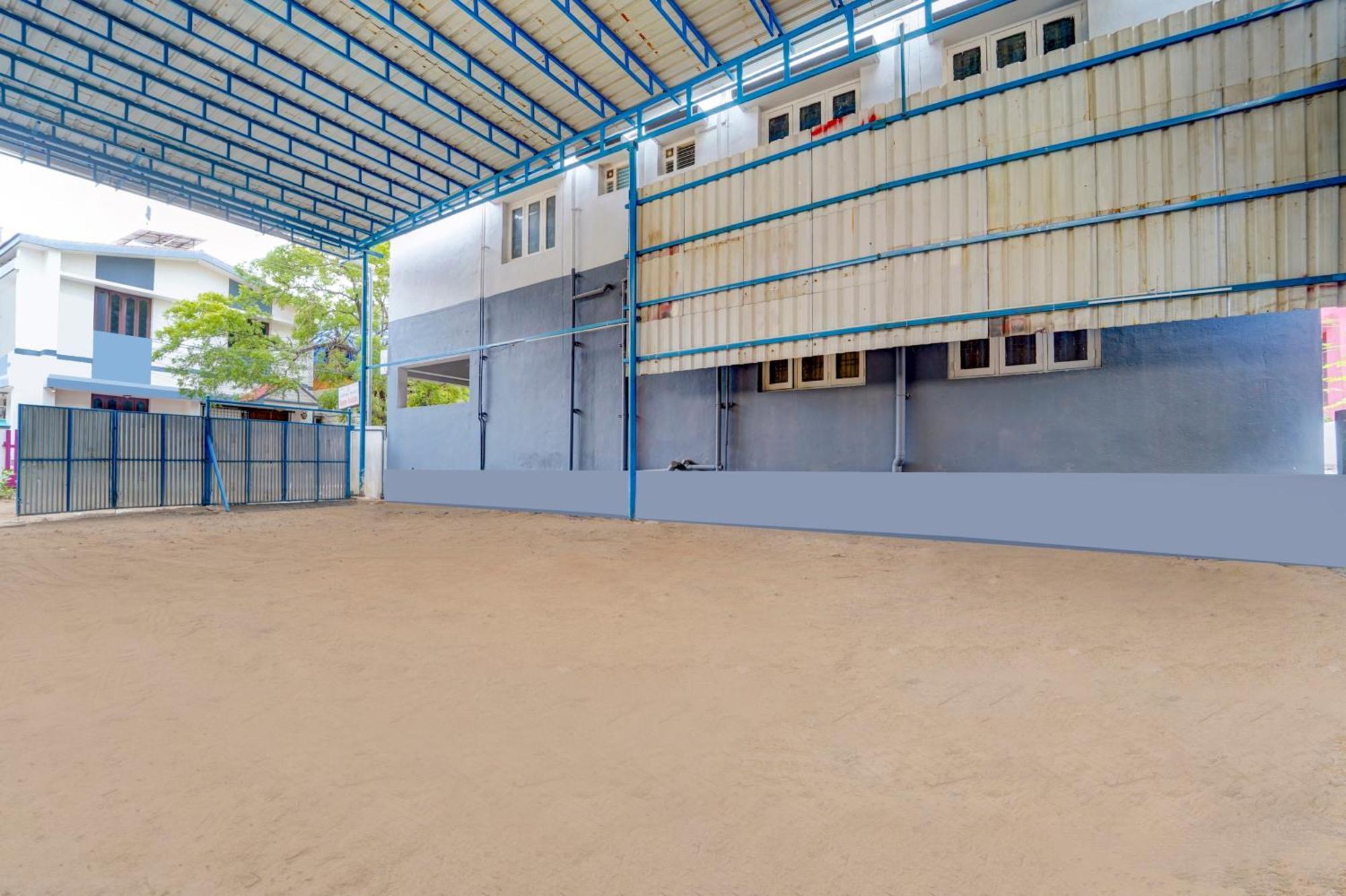 Super Hotel O Madurai Near Bus Stand Tallākulam Exterior photo